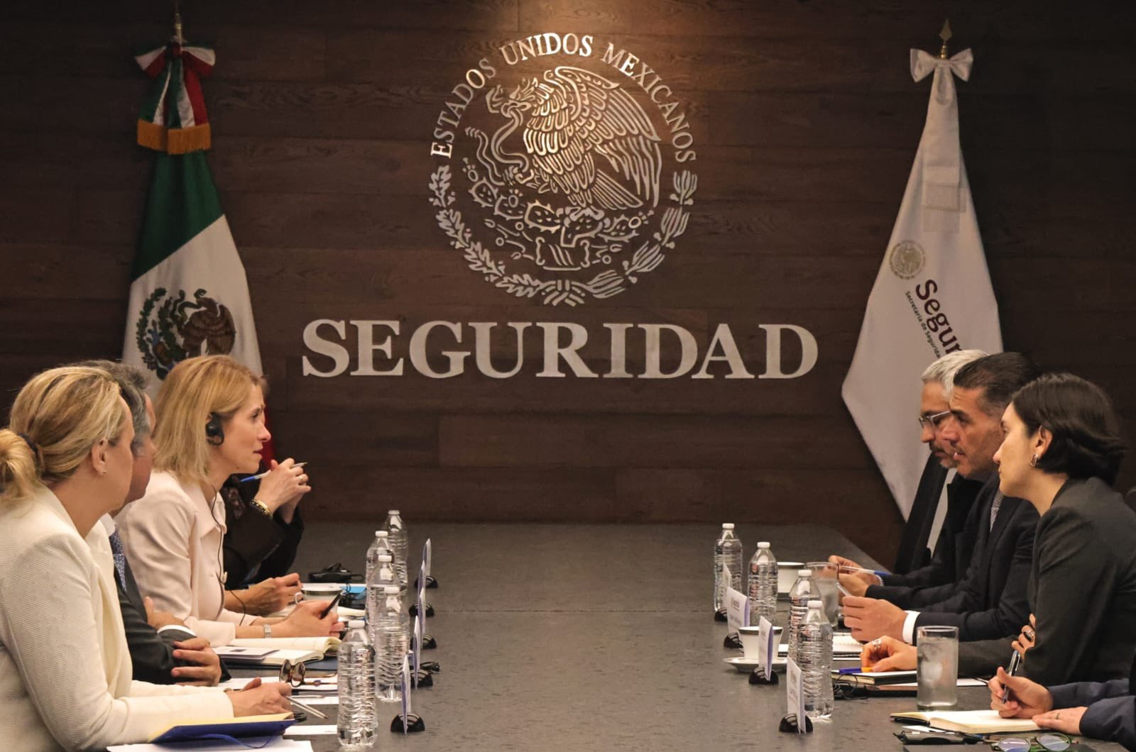 Sostiene Omar García Harfuch reunión con representante de Europol