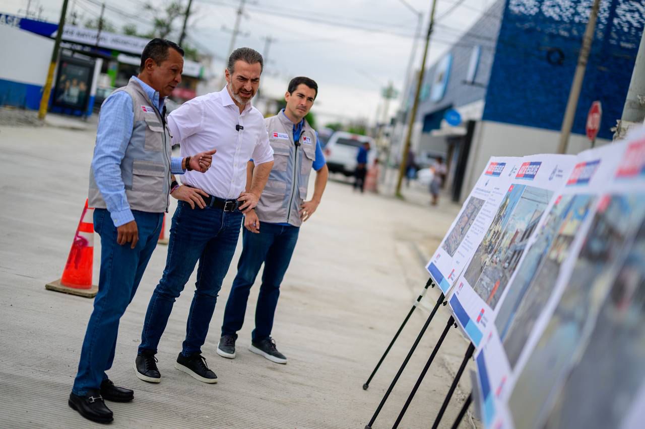 Abre Adrián de la Garza calle Villagrán rehabilitada