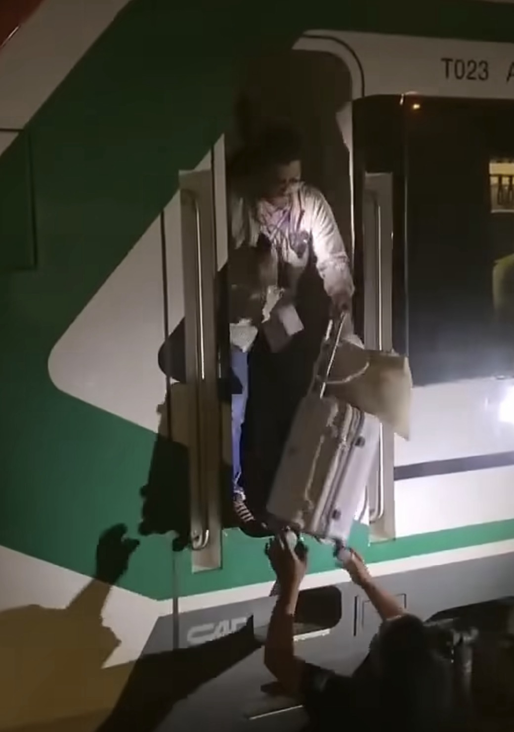 A medio camino se quedó tirado el nuevo tren del AIFA a Buenavista