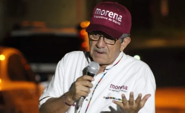 De ser ficha guinda, Rubén Rocha ahora es «Ficha Roja» para la Interpol