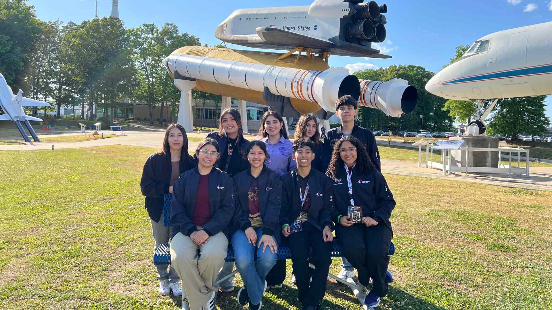 Viajan a la NASA estudiantes de bachillerato de la UANL
