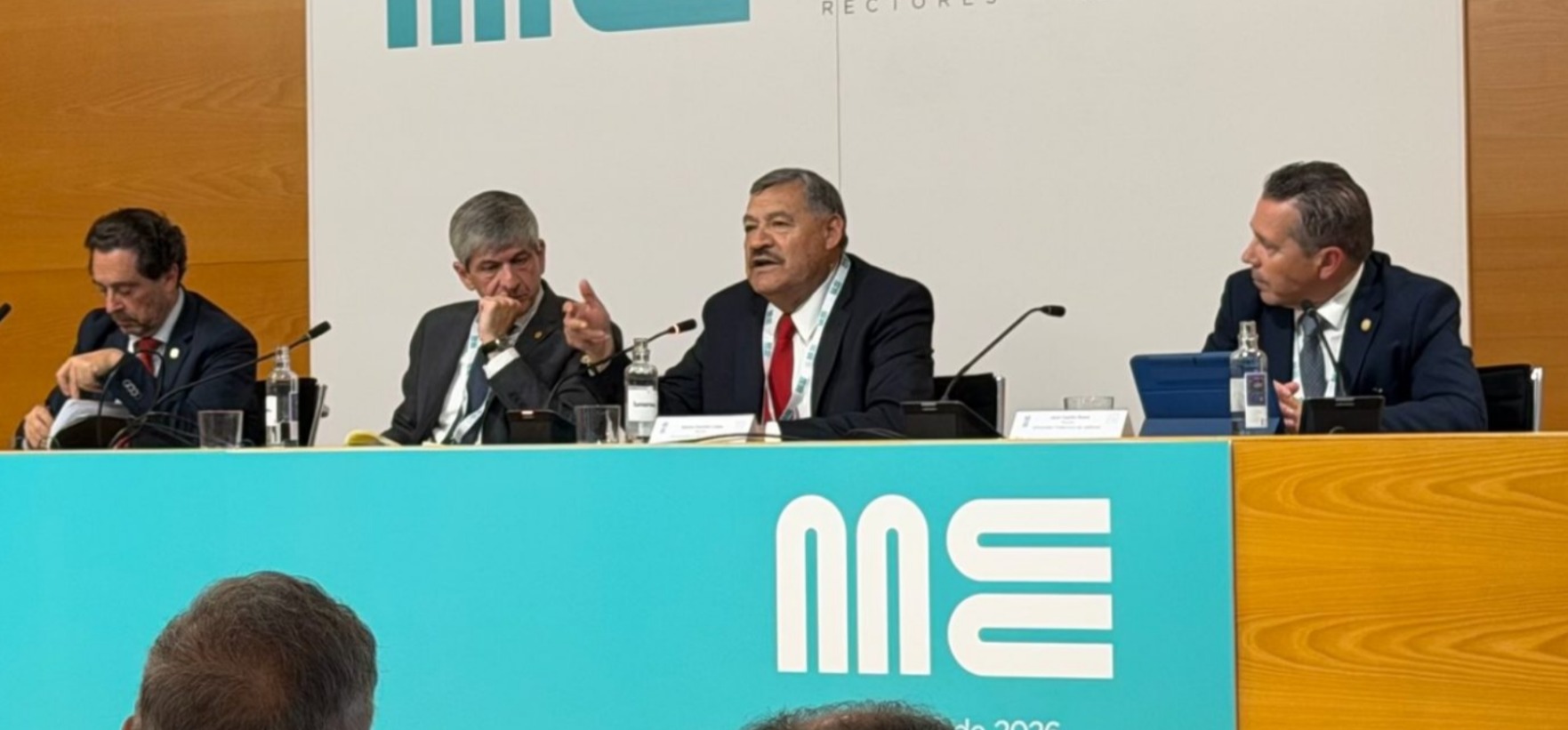 Participa Santos Guzmán en cumbre de rectores de México y España