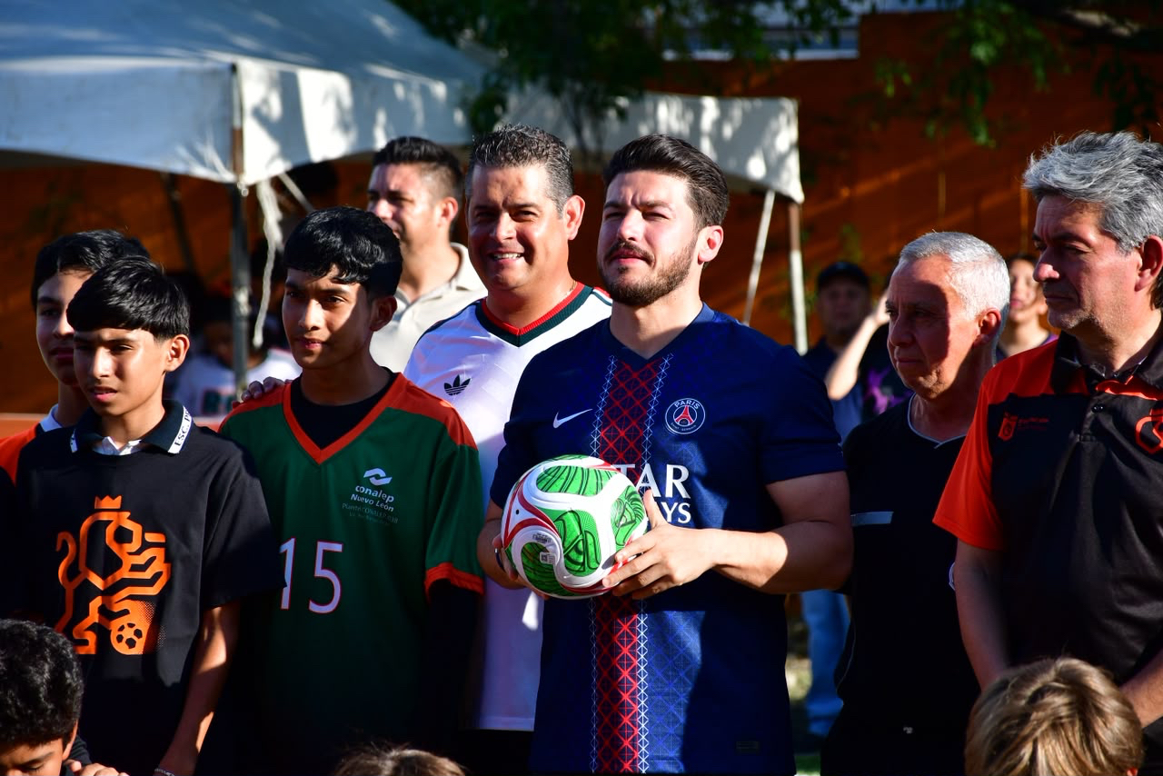 Inaugura Gobernador cancha 550 previo al Mundial 2026