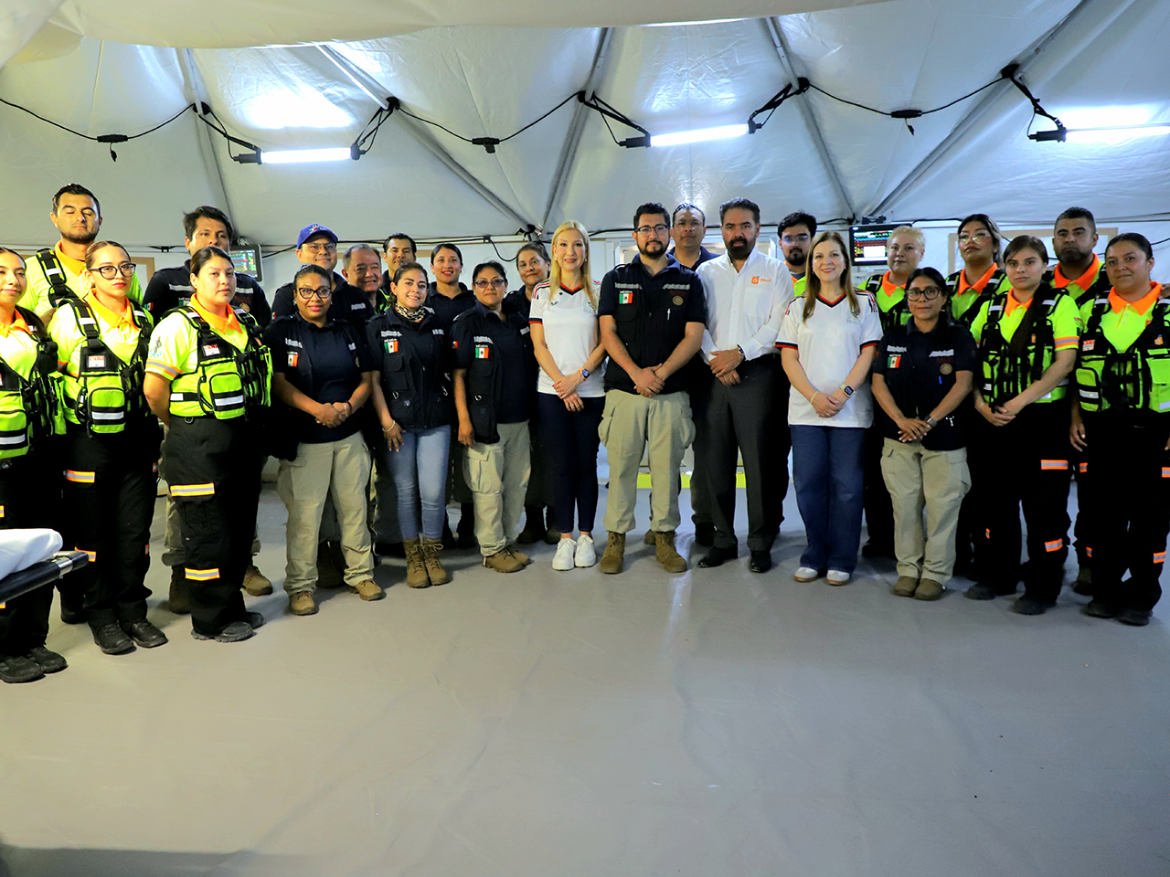 Instala Salud «Hospital Movil» en Parque Fundidora