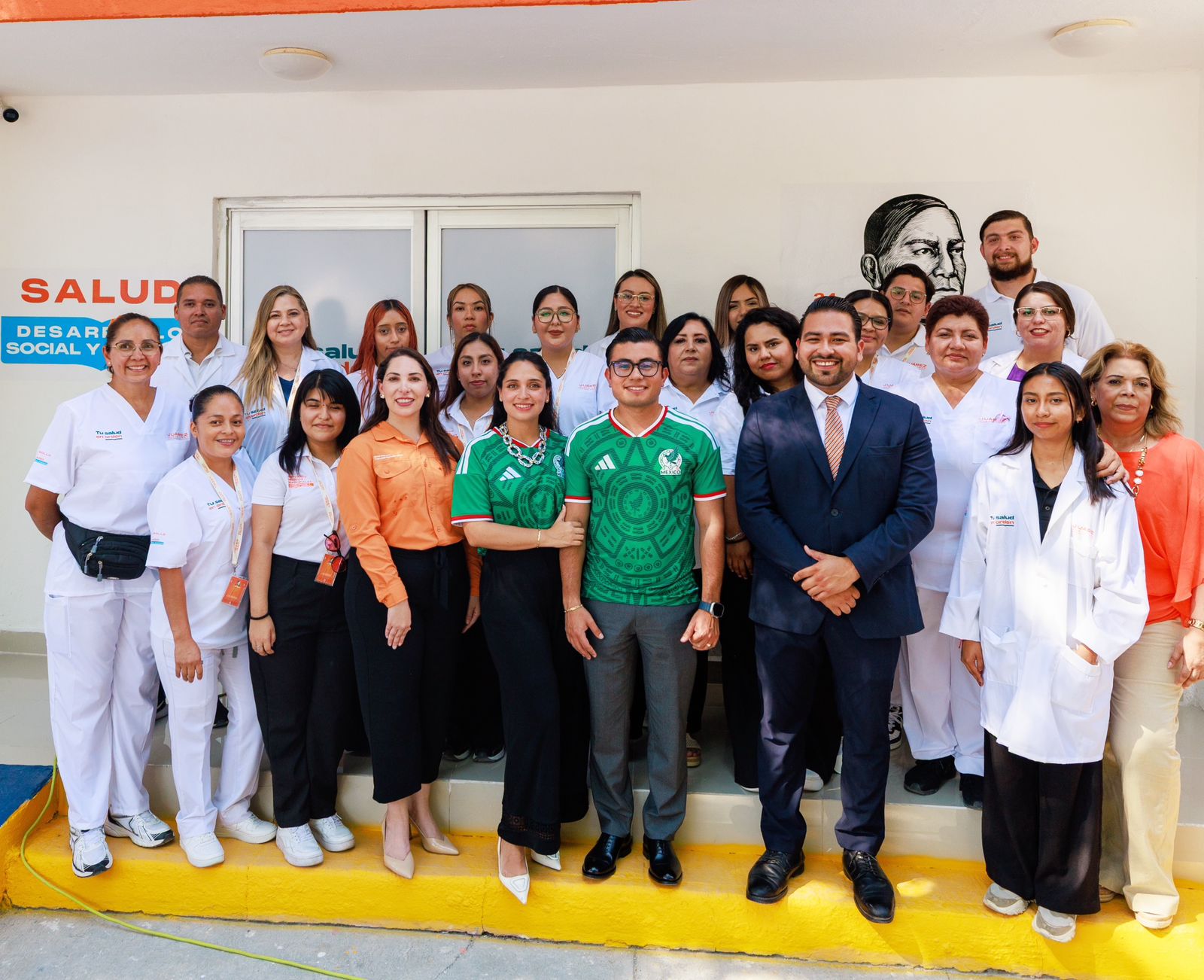 Entrega Juárez nueva Unidad de Atención Médica “Garza y Garza”
