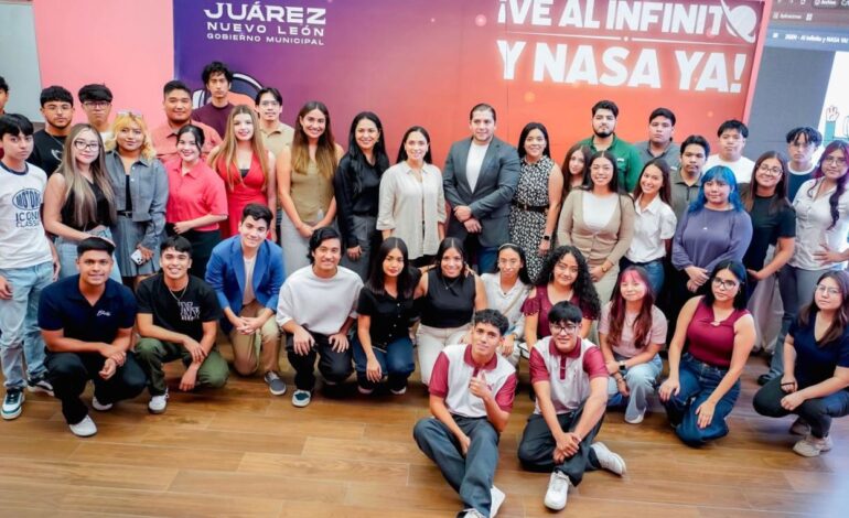 Reconoce Mónica Oyervides excelencia académica de 40 jóvenes con viaje a la NASA