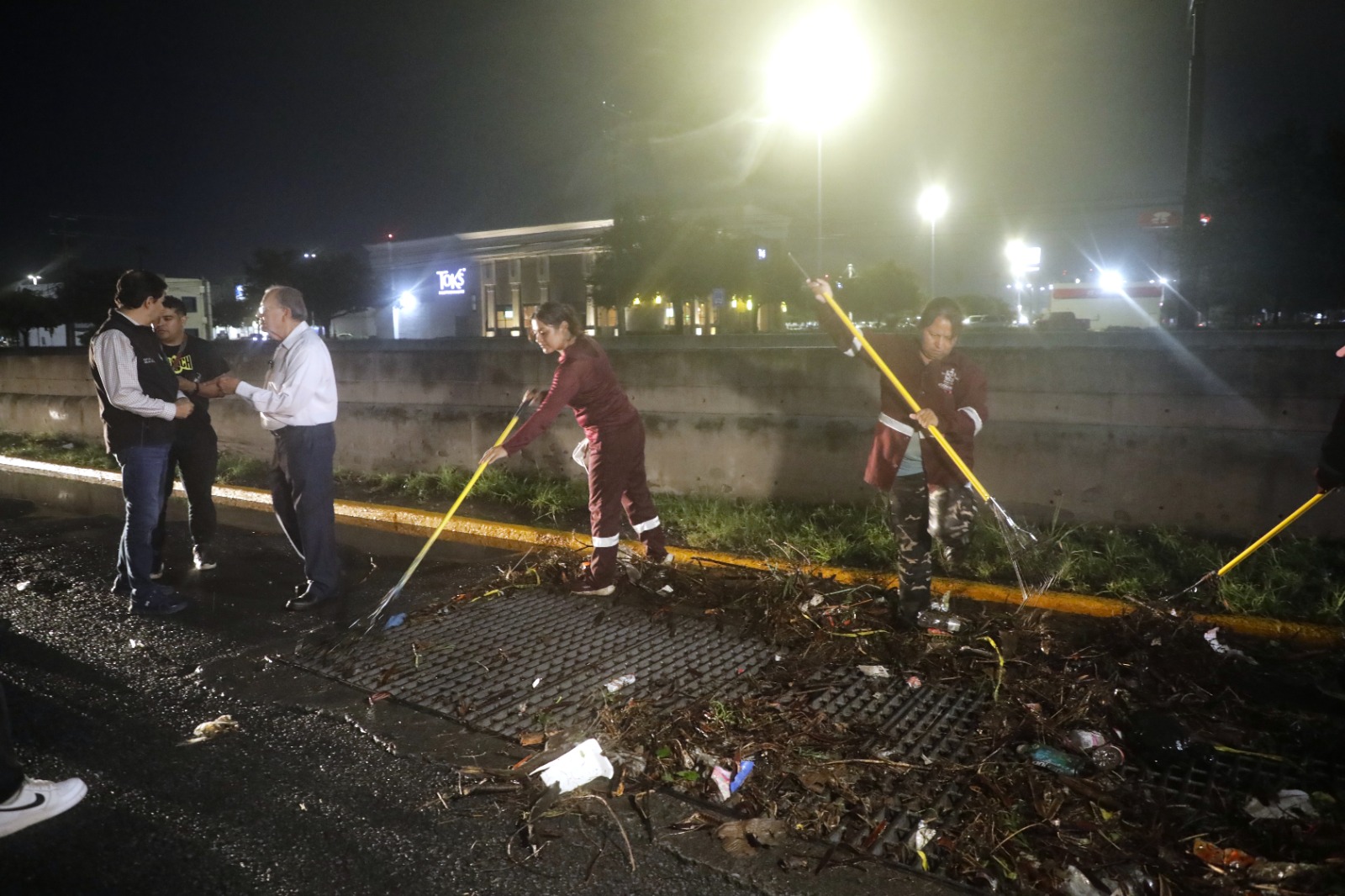 Registra Escobedo saldo blanco tras sorpresivo temporal y activan protocolos de emergencia