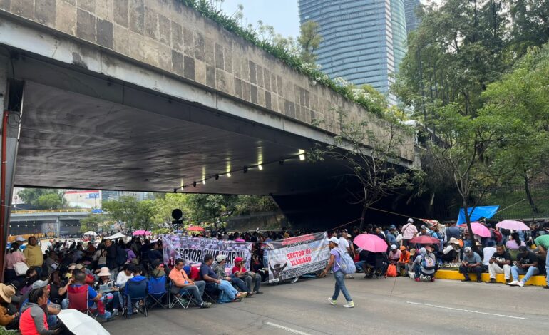 Amenaza la Coordinadora con bloquear el AICM y Estadio Ciudad de México