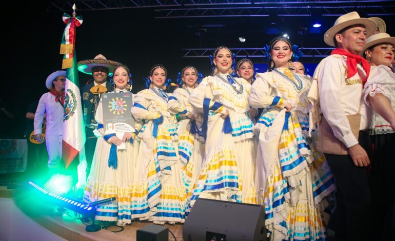 Lleva UANL folklore mexicano a Portugal