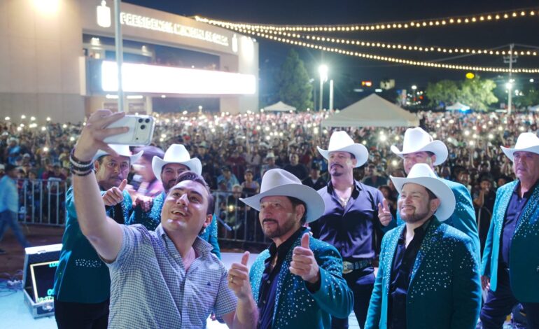 Reúne “Pa’l Viejón de Oro Fest 2.0” de García a miles de papás en su día