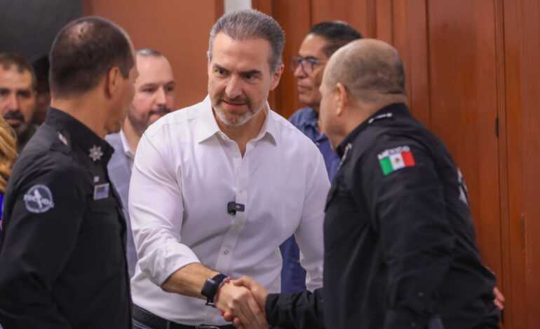 Supervisa Adrián de la Garza Plan de Seguridad por Mundial y afectaciones por lluvias