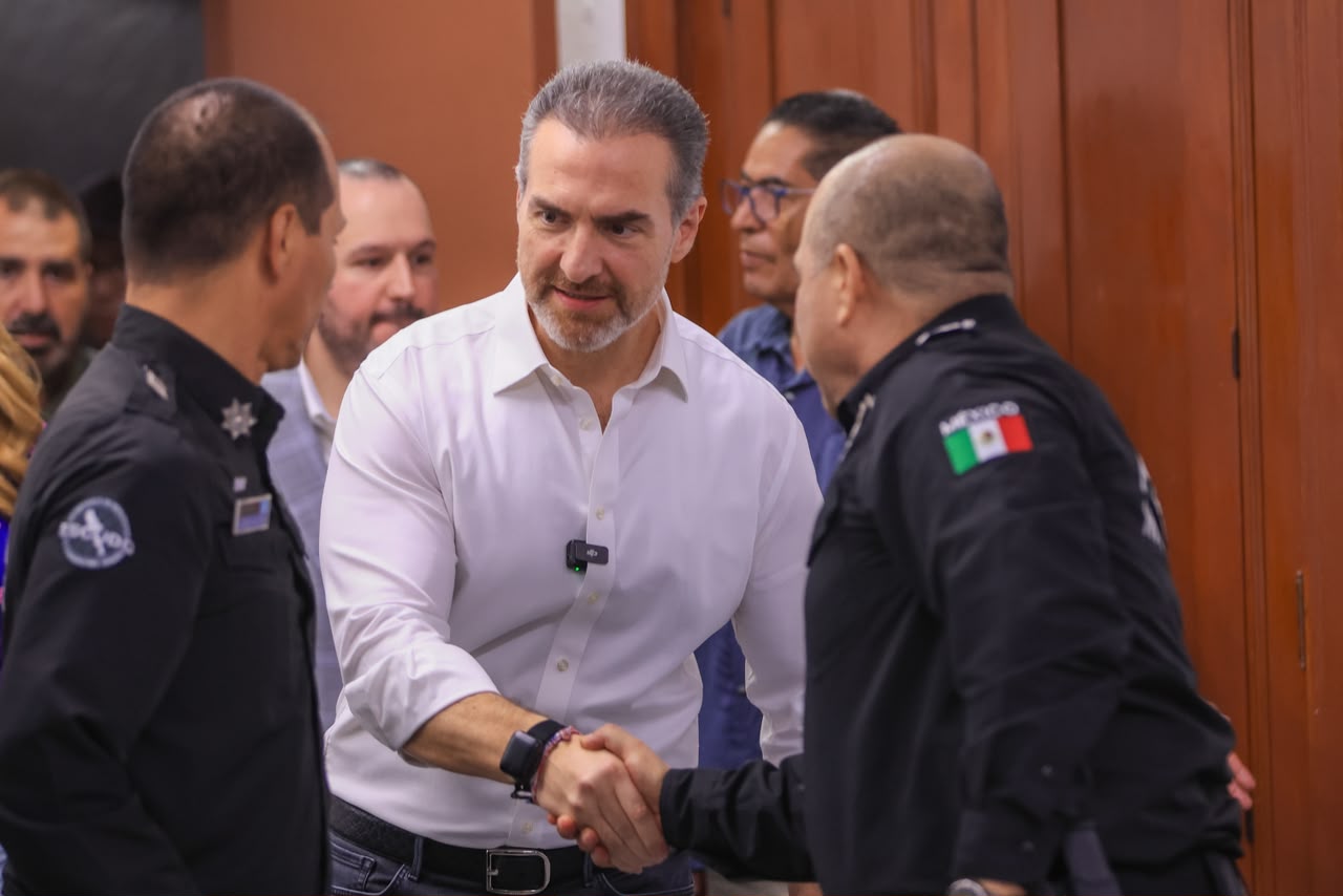 Supervisa Adrián de la Garza Plan de Seguridad por Mundial y afectaciones por lluvias