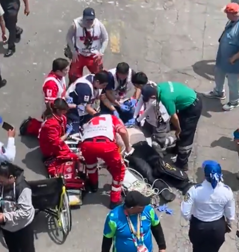 Turista alemán se infarta cuando esperaba ingresar al Estadio Azteca
