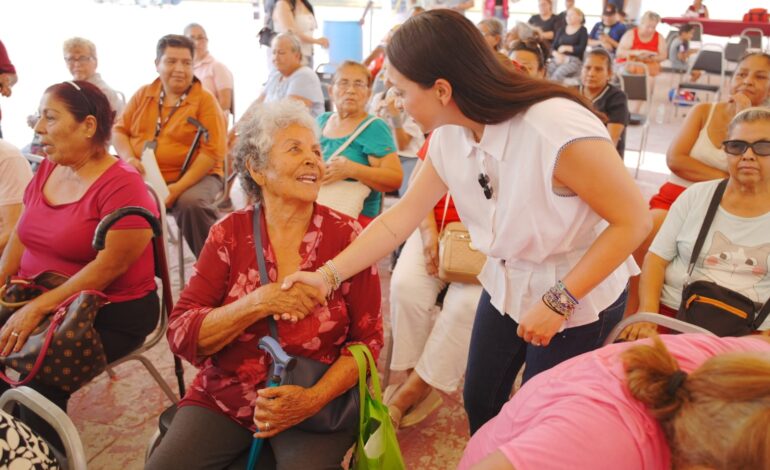 Apoyan García y OXXO con movilidad a personas vulnerables y adultos mayores