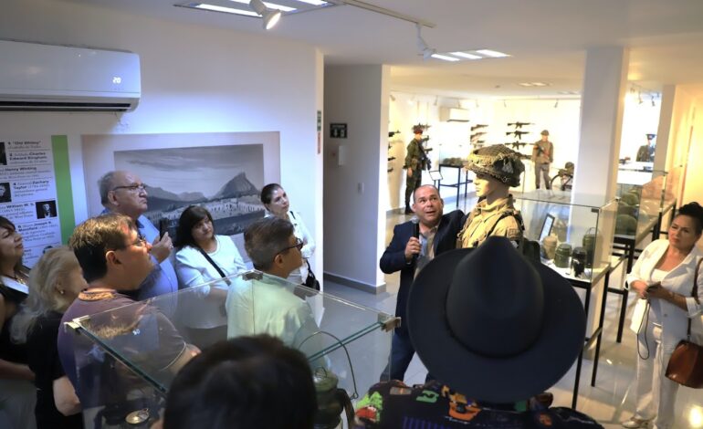 Inaugura Monterrey Exposición “Armas Emblemáticas del Siglo XX y Coleccionismo Militar”
