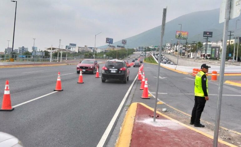 Verifican funcionalidad en ampliación de carril reversible en Leones