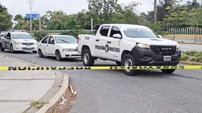 Abandonan cuerpos decapitados a un costado del Congreso local de Guerrero