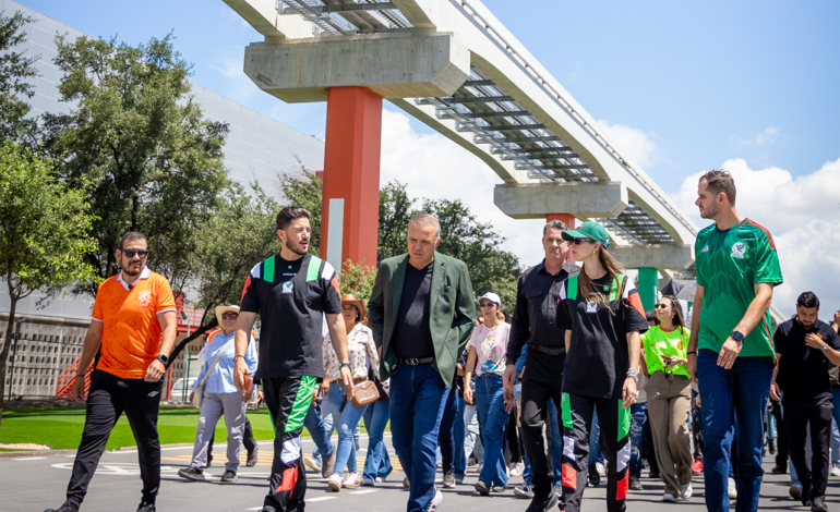 Inaugura Samuel escenario Fan Fest y Corredor Verde Fundidora-Torre Rise