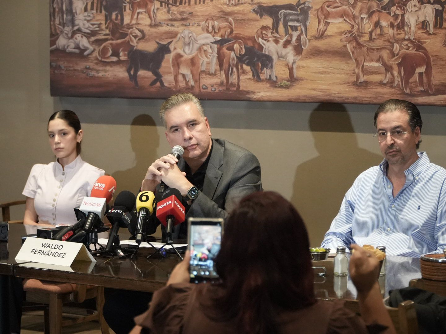 Busca Waldo frenar uso de gubernatura como trampolín presidencial