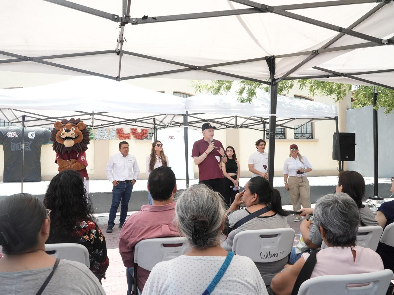 Apoya Waldo a mujeres emprendedoras