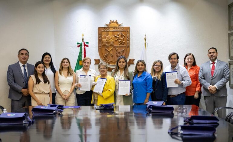 Firman San Pedro y Coesamed convenio para fortalecer la atención ciudadana en materia de salud