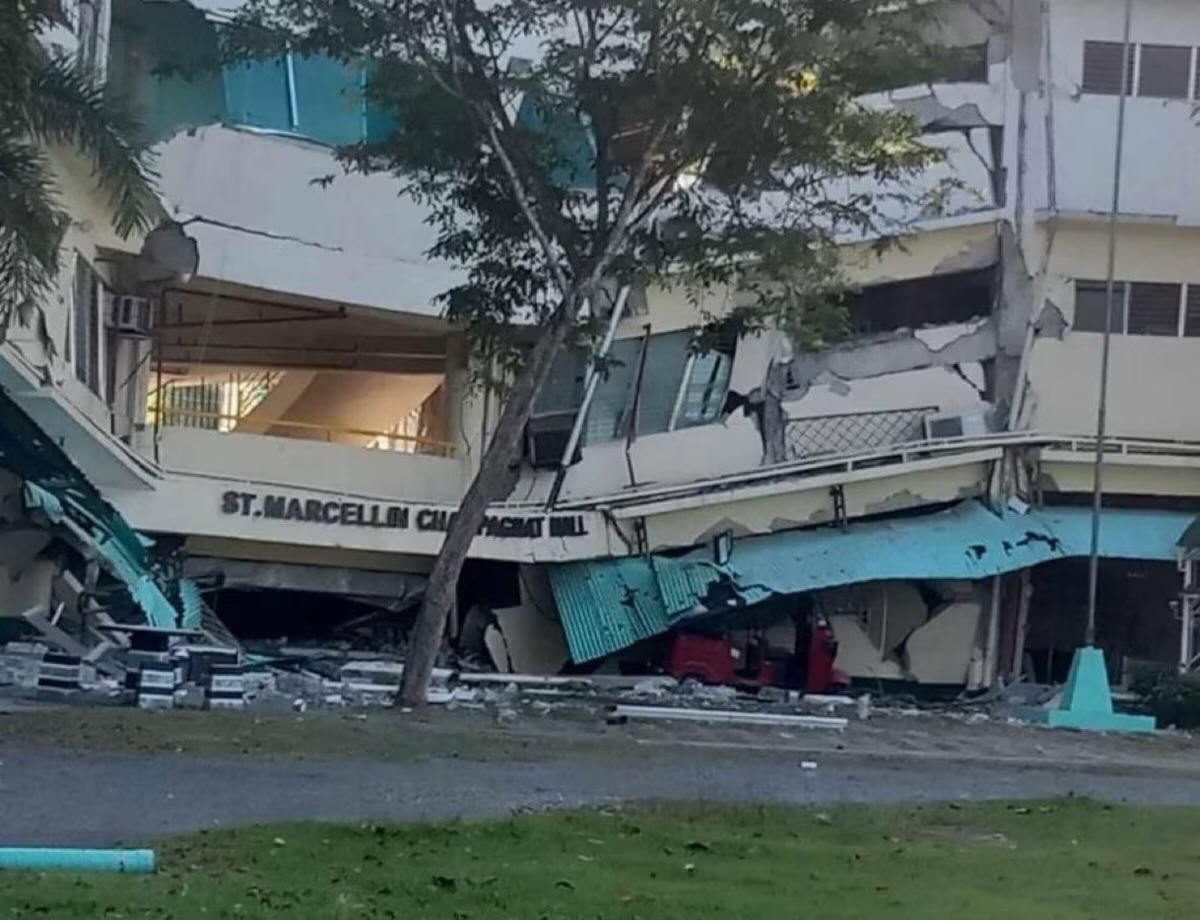 Terremoto de 7.8 sacude isla de Filipinas: Alertan por tsunami