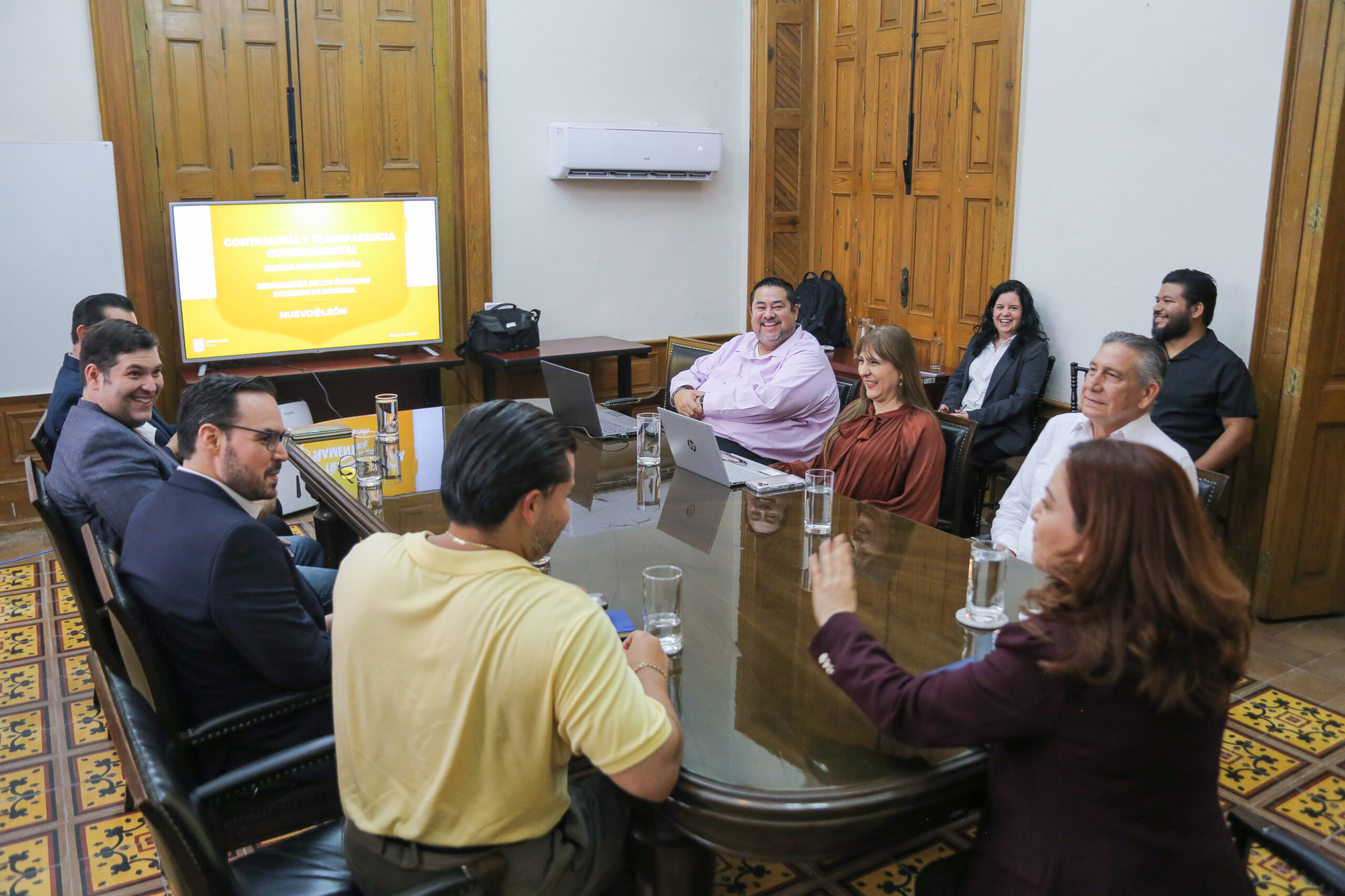Consolida Nuevo León seis canales de denuncia ciudadana para reportar funcionarios públicos corruptos