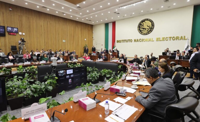 Consejo del INE decide posponer las reglas para fiscalizar las preprecampañas de partidos
