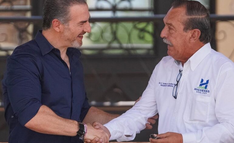 Entrega Monterrey diez vehículos para seguridad y protección civil a cinco municipios rurales