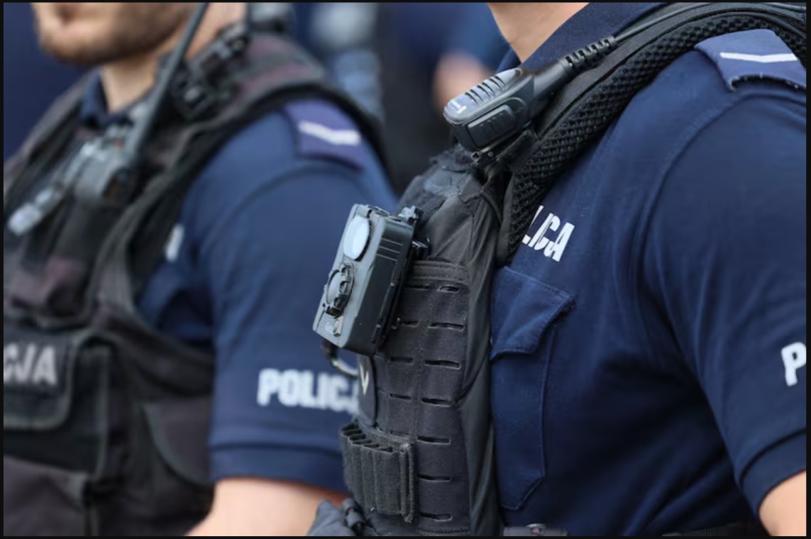 Busca iniciativa que instituciones policiales con interacción directa con la población utilicen cámaras corporales