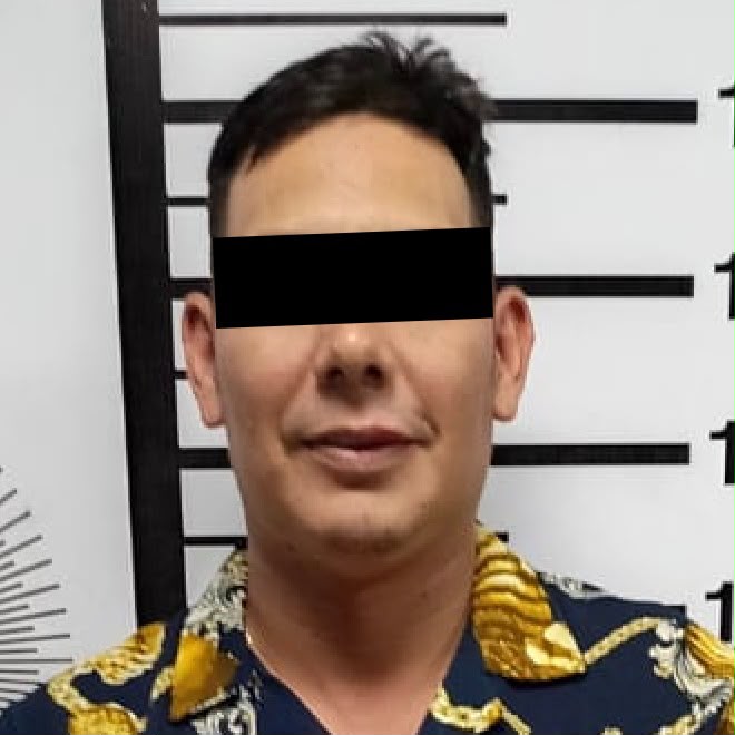 Aparte de gorrón, golpea y amenaza a la esposa de su amigo