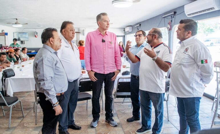 Dialoga Waldo con líderes sobre necesidades de los trabajadores