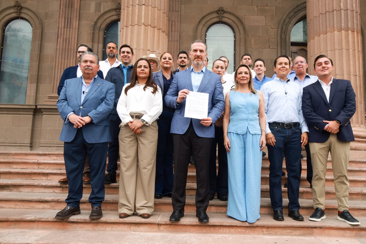 Exigen alcaldes de Nuevo León Samuel que se deje de cosas y haga el pago inmediato de adeudos a municipios