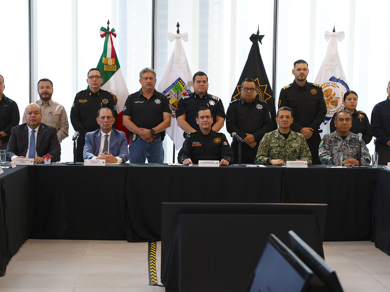 Instala Fuerza Civil puntos de comando móviles en carreteras por periodo vacacional
