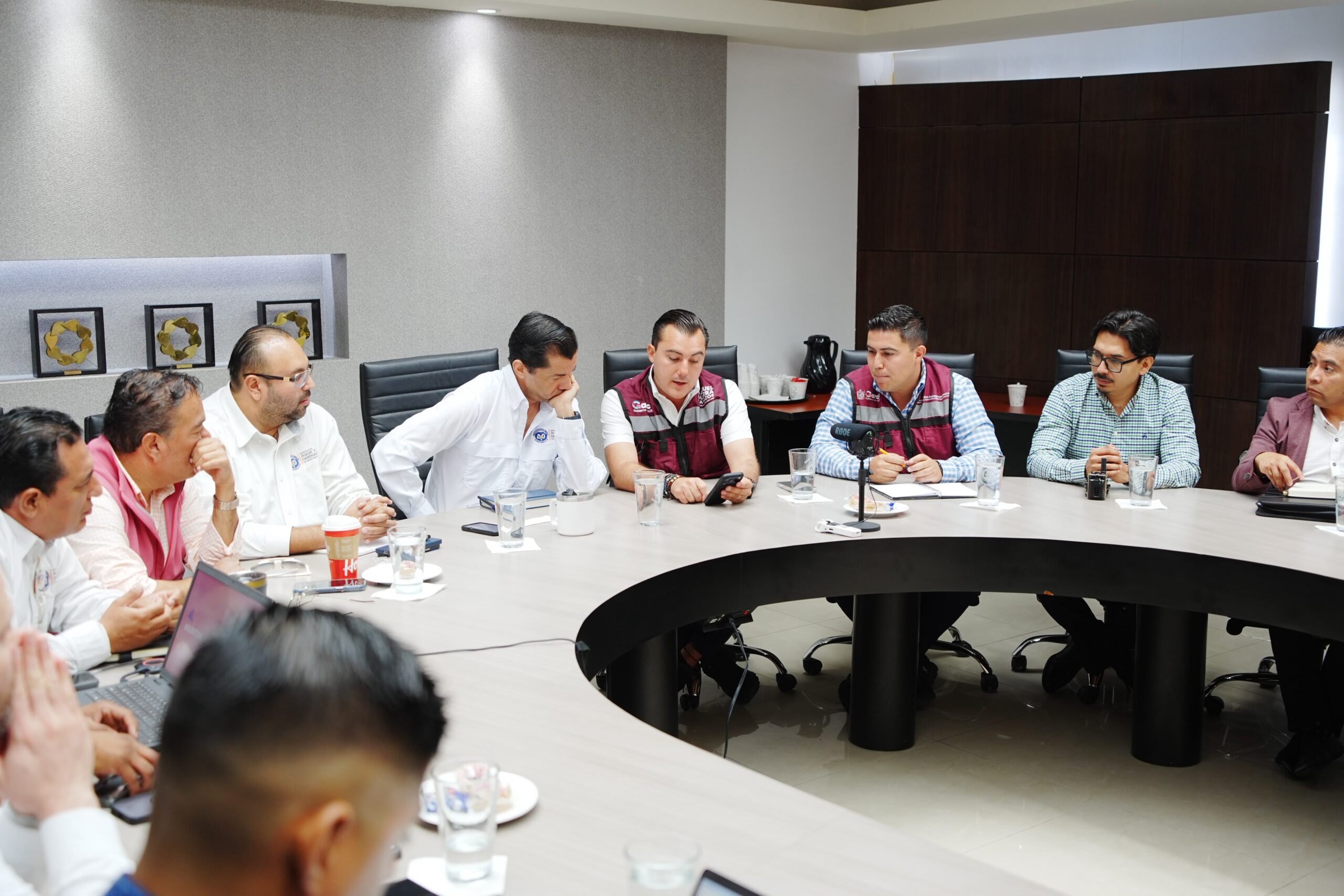 Propone alcalde de García que Mesas de Trabajo con AyD sean en las colonias que sufren crisis por el agua