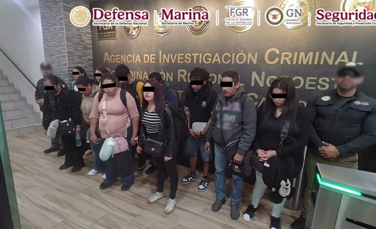¡Golosos! Caen 11 pasajeros con 165 kilos de cocaína en aeropuerto de Tijuana