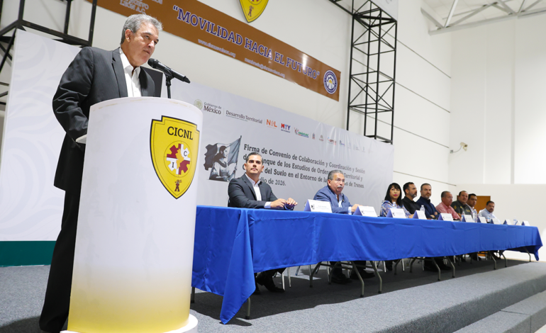 Gobierno de Nuevo León y SEDATU firman convenio para estudios de movilidad para Tren del Norte
