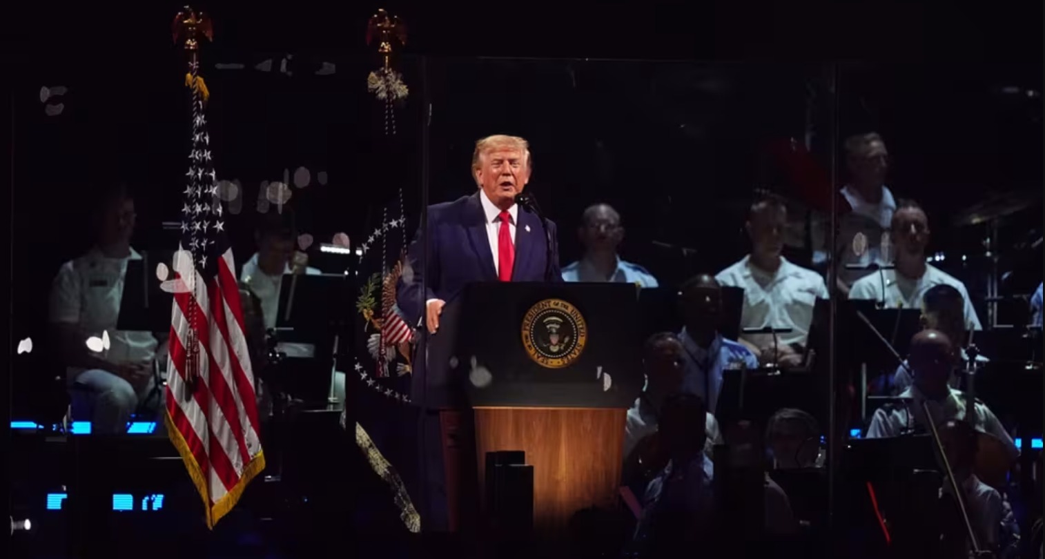 Celebra Donald Trump 250 Aniversario de los Estados Unidos proclamando el «sueño americano» y enfatizando en la amenaza del comunismo
