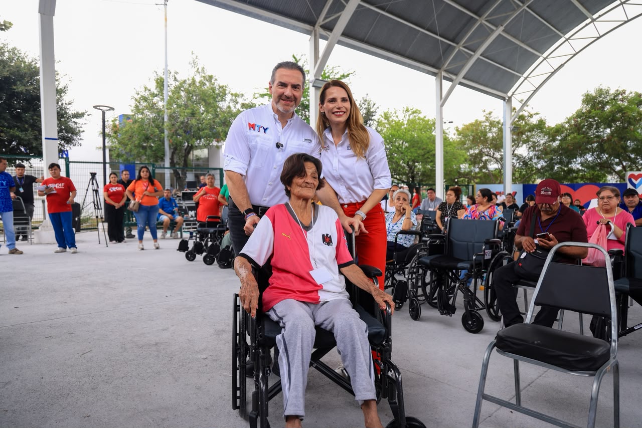 Suma Monterrey más de 4 mil aparatos de movilidad entregados a personas vulnerables