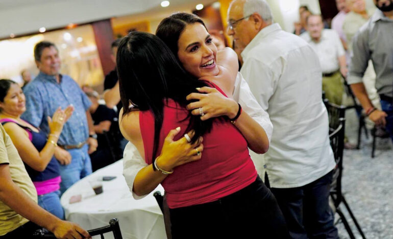 Teje Lorena de la Garza red ciudadana para fortalecer alianza PRI-PAN en Monterrey