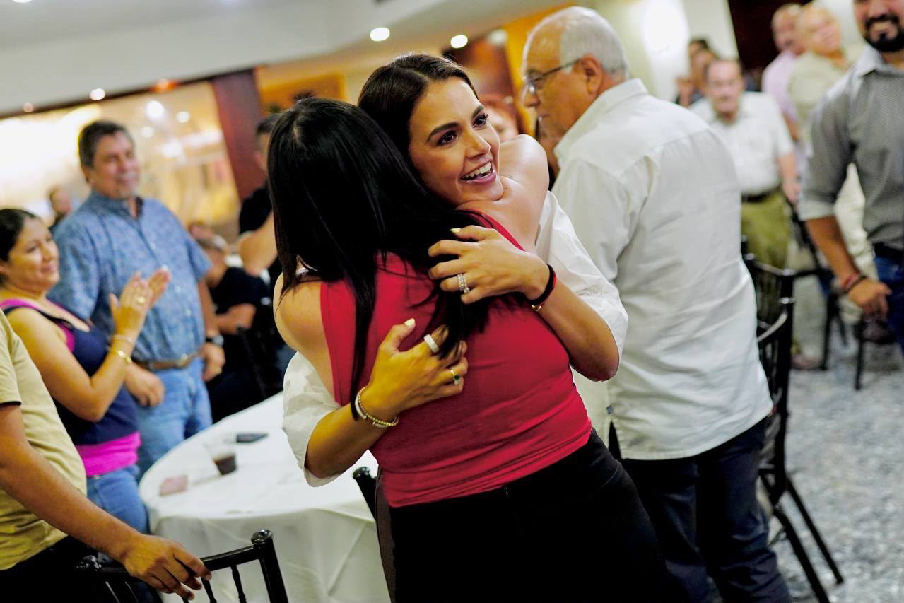 Teje Lorena de la Garza red ciudadana para fortalecer alianza PRI-PAN en Monterrey