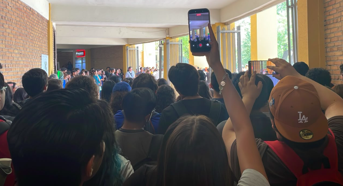 Inician protestas en facultades de la UANL por altos cobros de ingreso