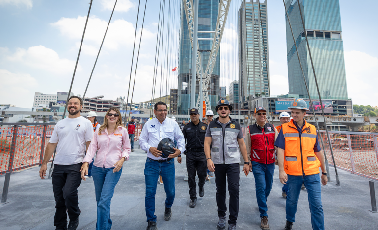 Supervisa Gobernador obras de los puentes La Virgen y Nuevo sobre el Río Santa Catarina