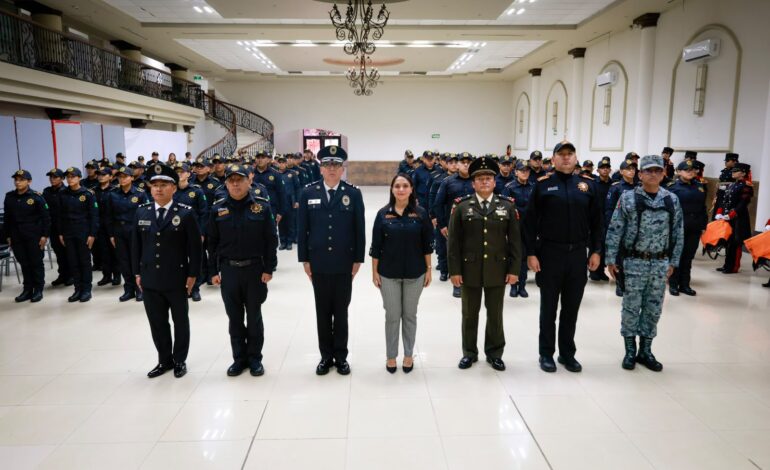 Fortalece Juárez su corporación con nuevos policías y la recertificación de 263 oficiales