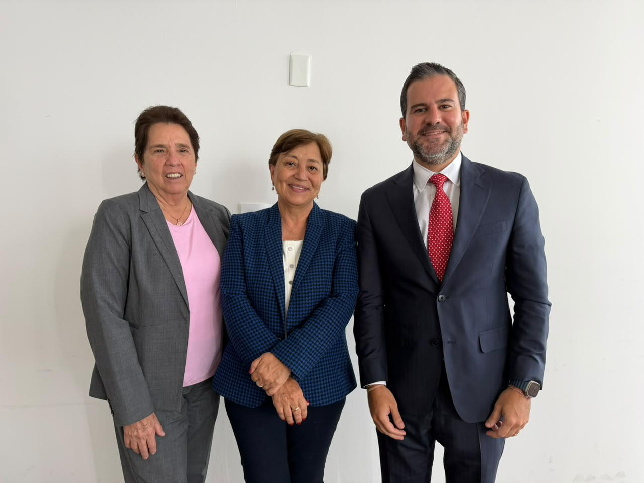 Sostiene SMA de NL, UNAM y Medio Ambiente federal reunión para revisar elementos técnicos del inventario de emisiones