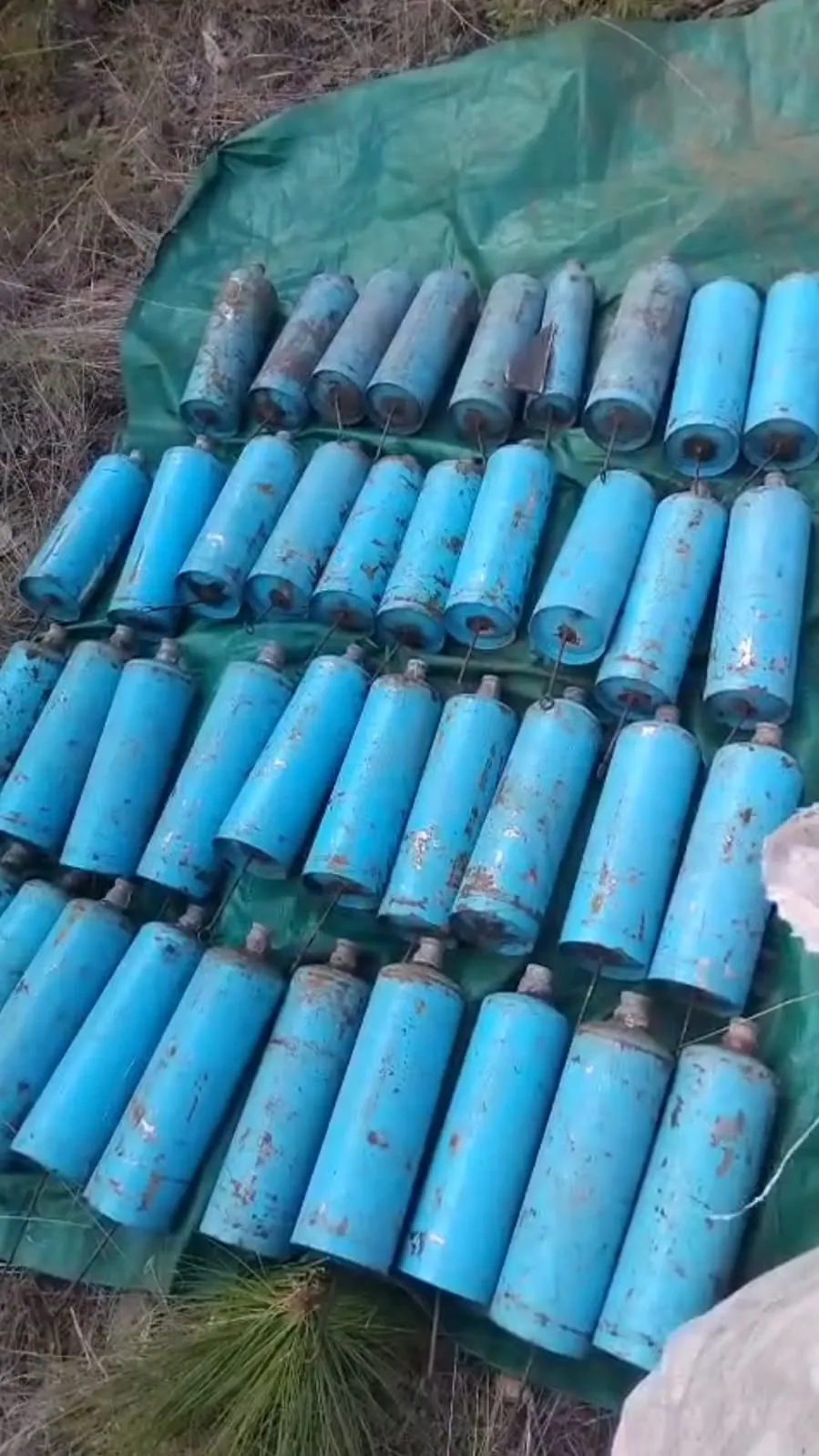 Hallan narcocampamento donde se fabricaban bombas en sierra de Guerrero