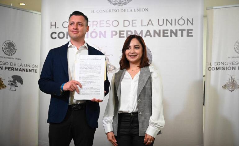 Denuncian Luis Donaldo Colosio e Iraís Reyes a Sony por presuntas prácticas monopólicas