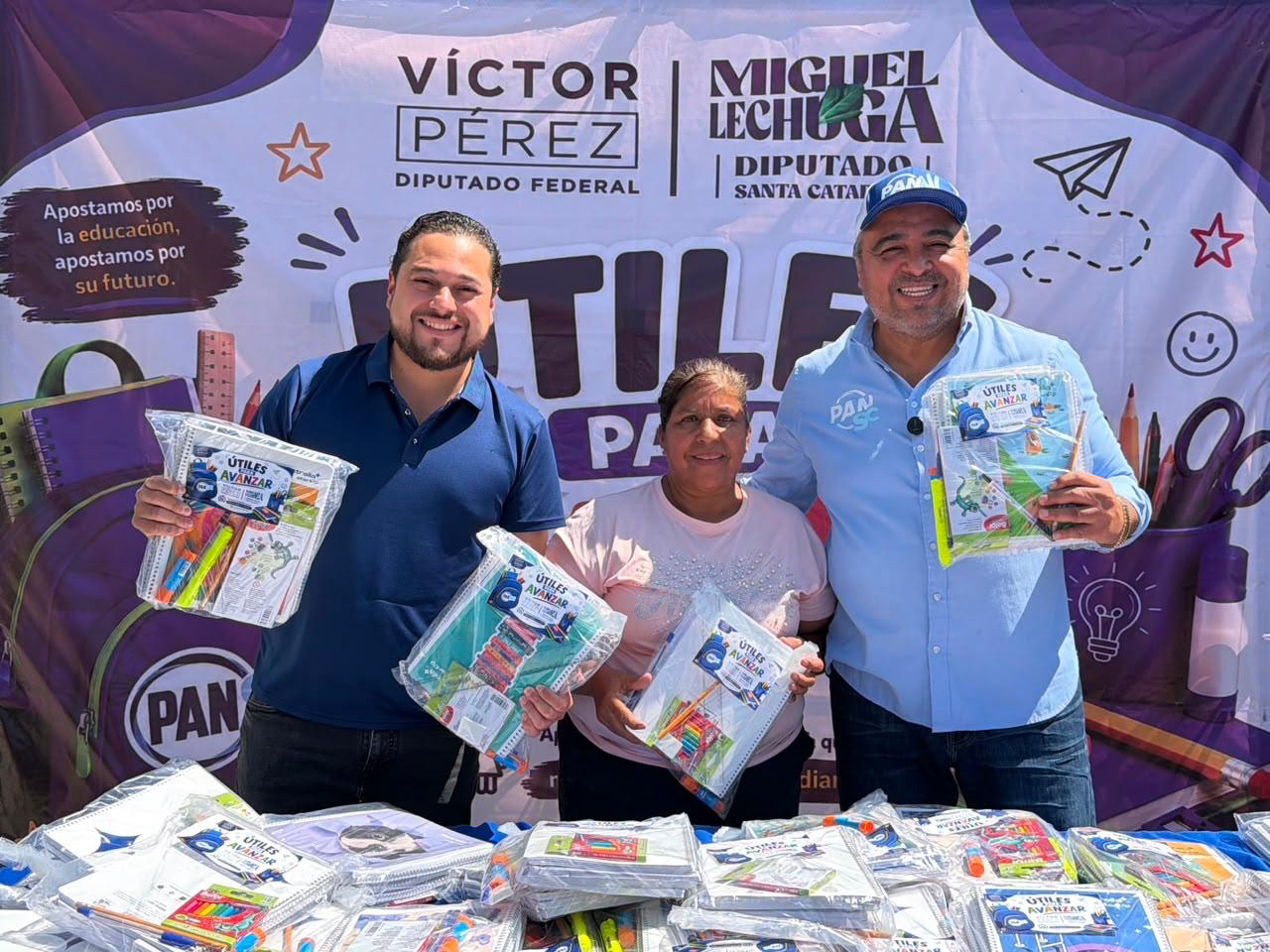 Víctor Pérez y Miguel Lechuga arrancan entrega de útiles escolares