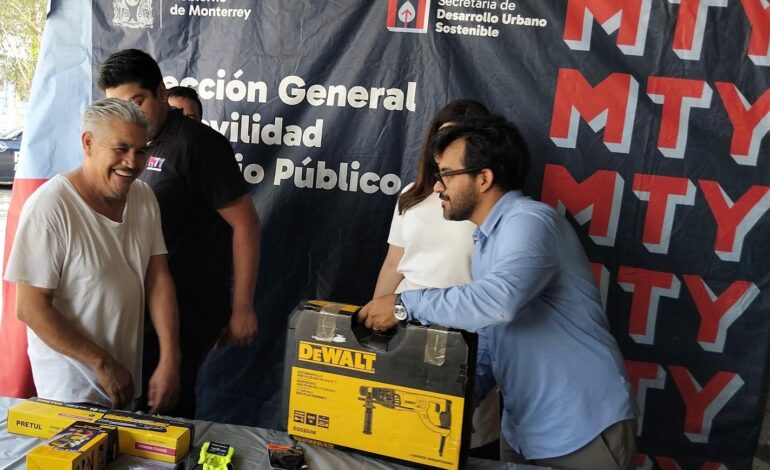 Gobierno de Monterrey renueva equipamiento al personal operativo de Seguridad Vial