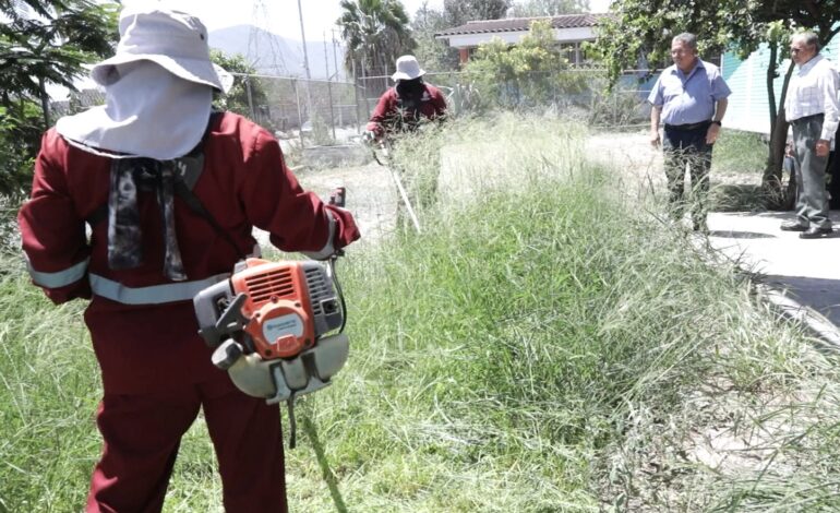 Inicia Municipio de Escobedo Programa de Limpieza, Deshierbe y Fumigación de Escuelas